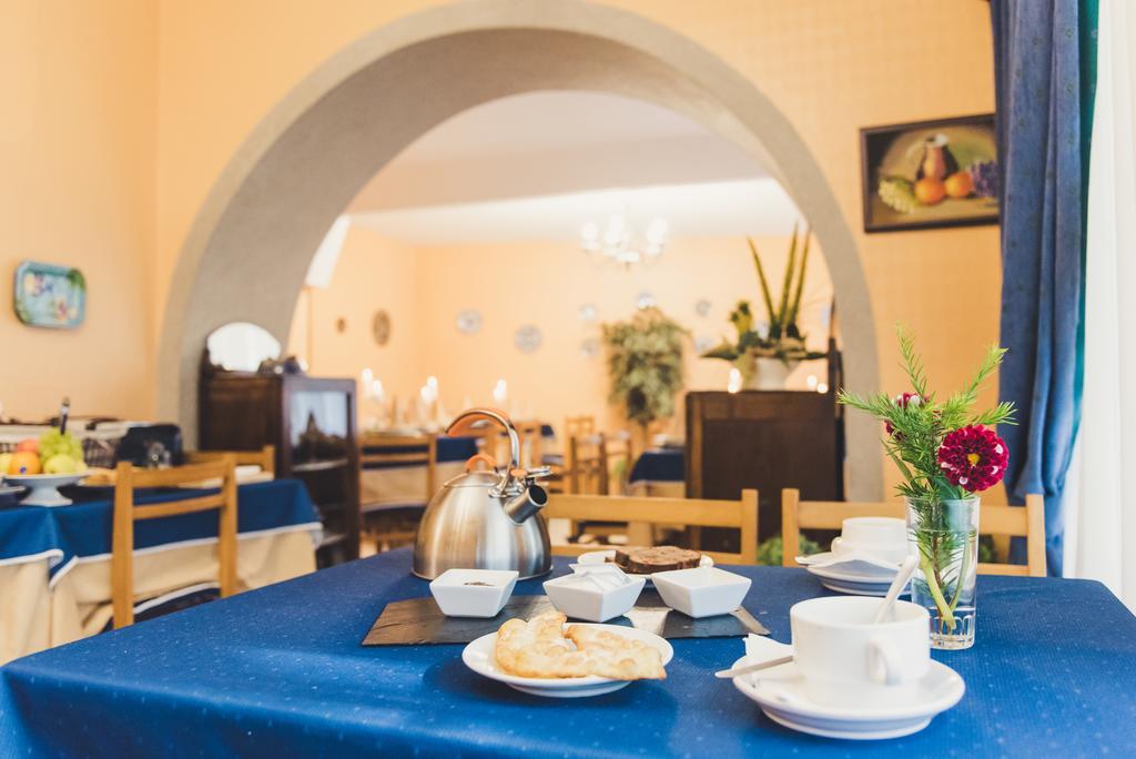 Pension Pura Cuntis Zewnętrze zdjęcie