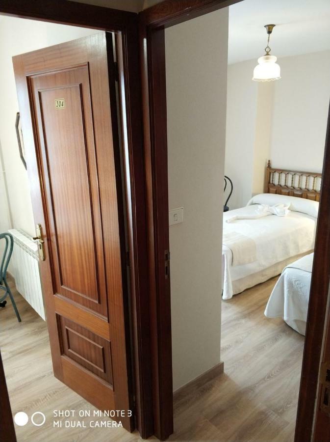 Pension Pura Cuntis Zewnętrze zdjęcie